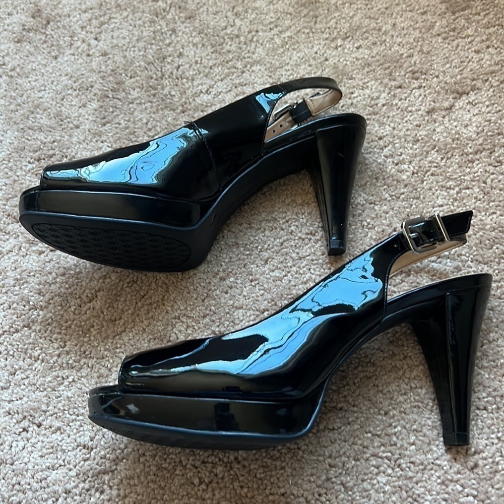 Antonio Melani patent leather Slingback peep-toe platform shoes